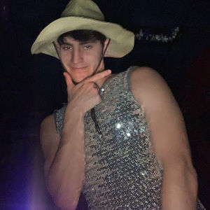 Meet your Posher, Cole